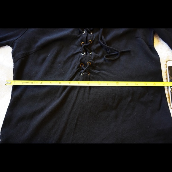 Bell Sleeved Black Blouse - Picture 4 of 8